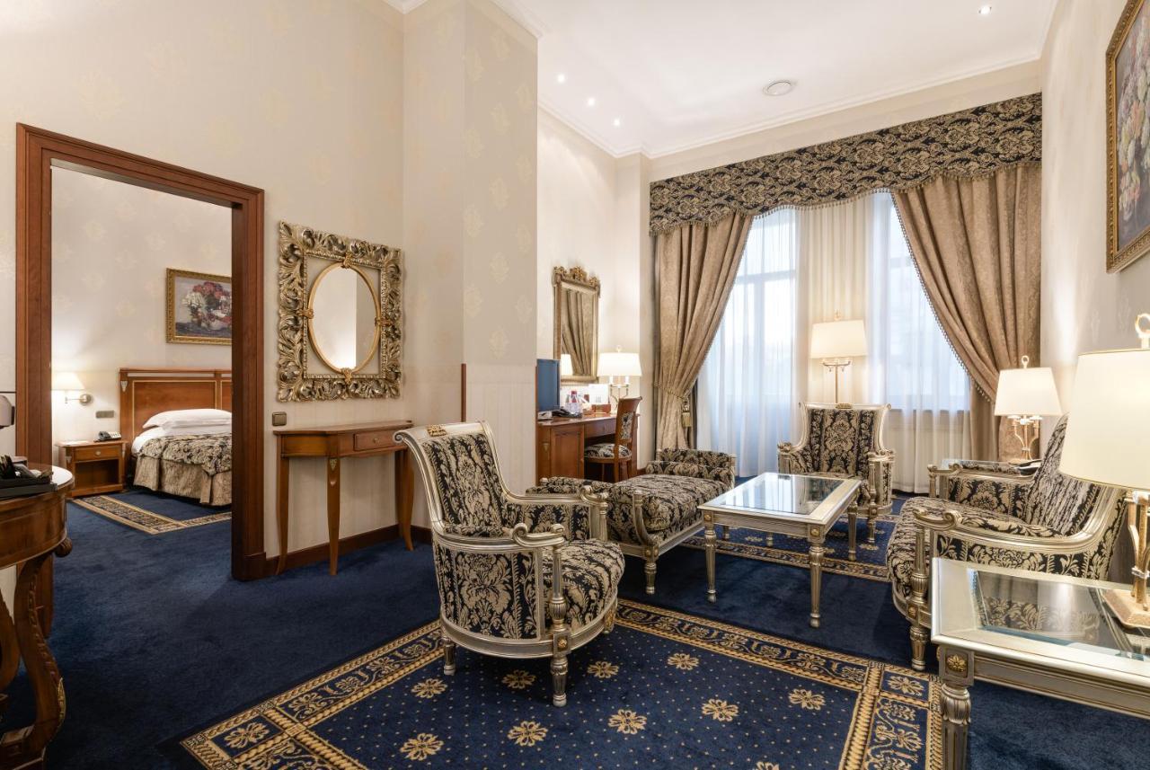Premier Palace Hotel Kyiv Exterior photo